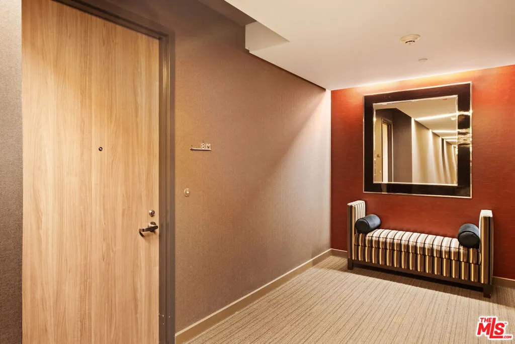 6250 Hollywood Boulevard 8m, Los Angeles, California 90028 home-pic-35